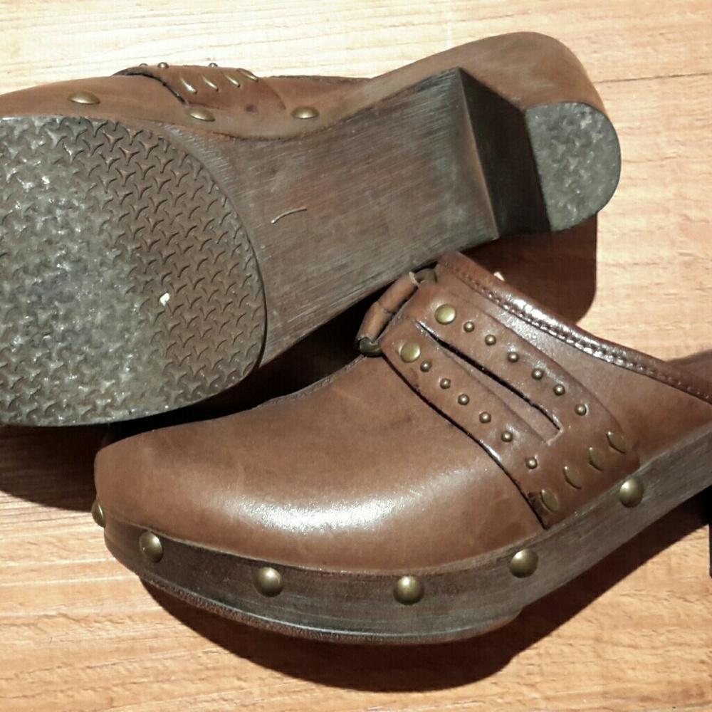 EUC🌟Naturalizer 🌟Ladies Clogs